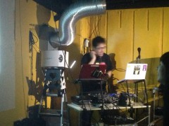 raizeen dj booth